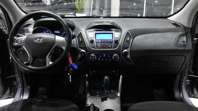 Hyundai ix35 I Рестайлинг с пробегом 2015 года, цена 1 375 000 рублей, 150676 км, внедорожник, Автокод Объявления