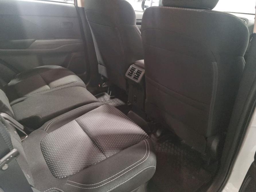 Mitsubishi Outlander III Рестайлинг 3 Санкт-Петербург  - изображение 11