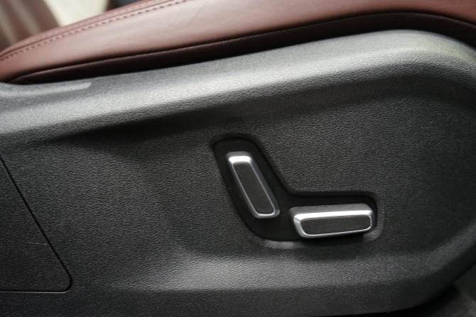 Geely Monjaro I с пробегом 2023 года, цена 3 395 000 рублей, 53500 км, внедорожник, Автокод Объявления