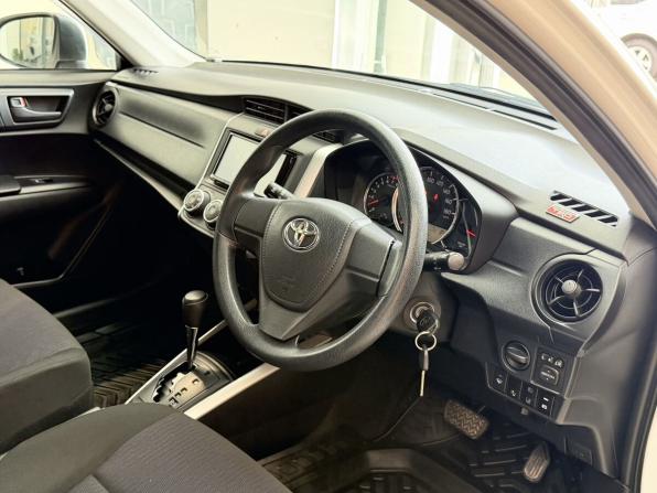 Toyota Corolla XI (E160 E170) Рестайлинг 2 с пробегом 2018 года, цена 1 275 000 рублей, 133340 км, универсал, Автокод Объявления
