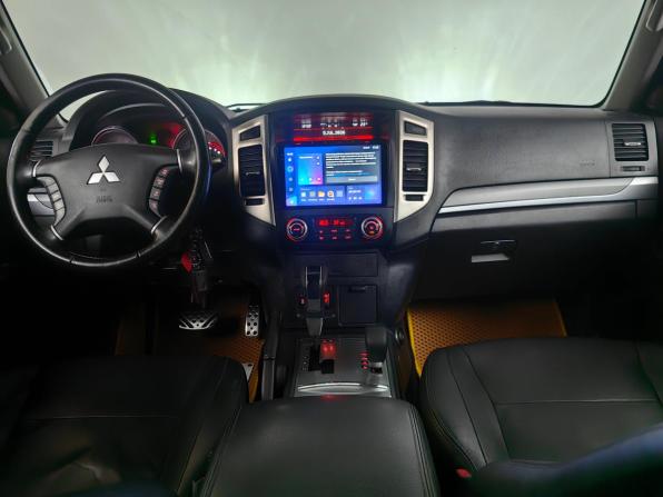 Mitsubishi Pajero IV Рестайлинг 1 с пробегом 2011 года, цена 1 677 000 рублей, 240706 км, внедорожник, Автокод Объявления