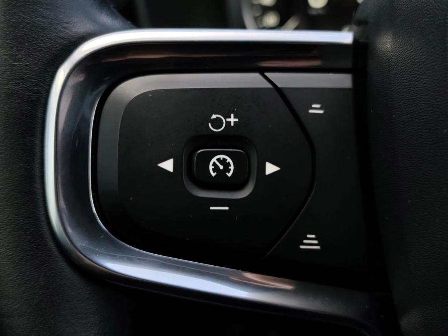 Volvo XC40 I Санкт-Петербург  - изображение 14