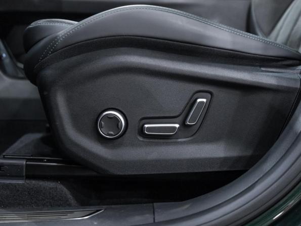 Geely Monjaro I Рестайлинг с пробегом 2025 года, цена 3 885 000 рублей, 11600 км, внедорожник, Автокод Объявления