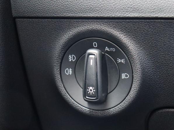 Skoda Karoq I с пробегом 2021 года, цена 2 300 000 рублей, 113904 км, внедорожник, Автокод Объявления