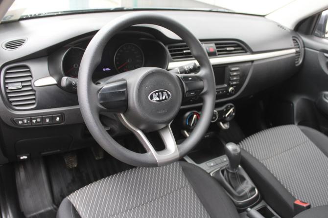 Kia Rio IV с пробегом 2018 года, цена 1 236 000 рублей, 52120 км, седан, Автокод Объявления