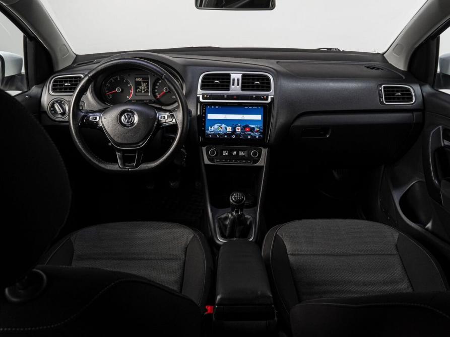 Volkswagen Polo V Рестайлинг Тюмень  - изображение 17