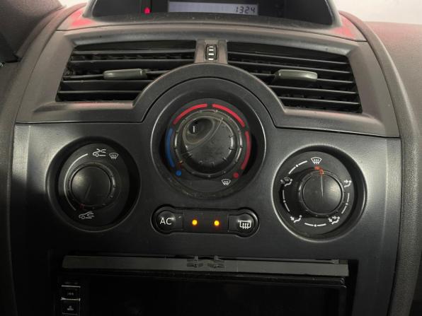 Renault Megane II Рестайлинг с пробегом 2007 года, цена 432 000 рублей, 225545 км, седан, Автокод Объявления