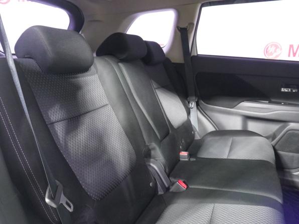 Mitsubishi Outlander III Рестайлинг 2 с пробегом 2017 года, цена 2 050 000 рублей, 97811 км, внедорожник, Автокод Объявления