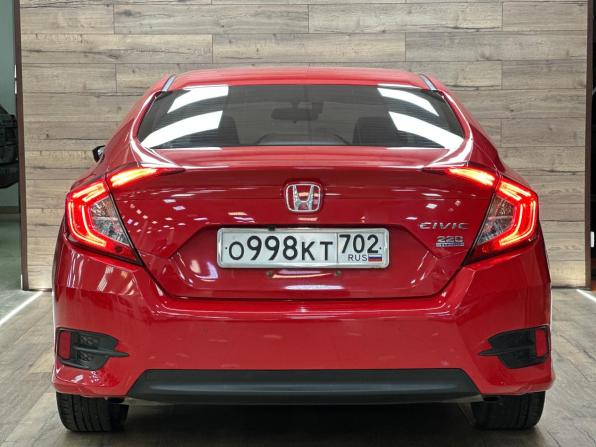 Honda Civic X Рестайлинг с пробегом 2021 года, цена 1 900 000 рублей, 91300 км, седан, Автокод Объявления