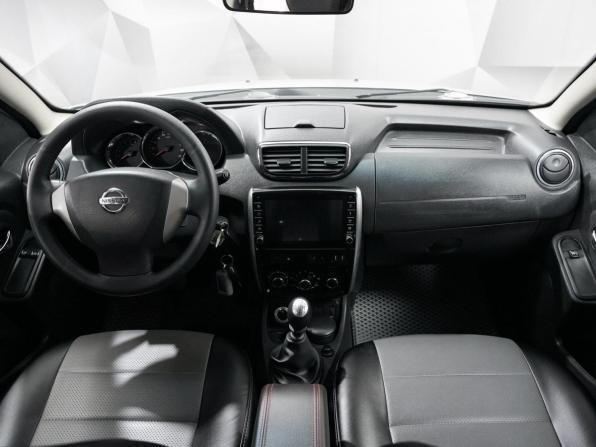 Nissan Terrano III (D10) с пробегом 2016 года, цена 1 235 000 рублей, 130000 км, внедорожник, Автокод Объявления