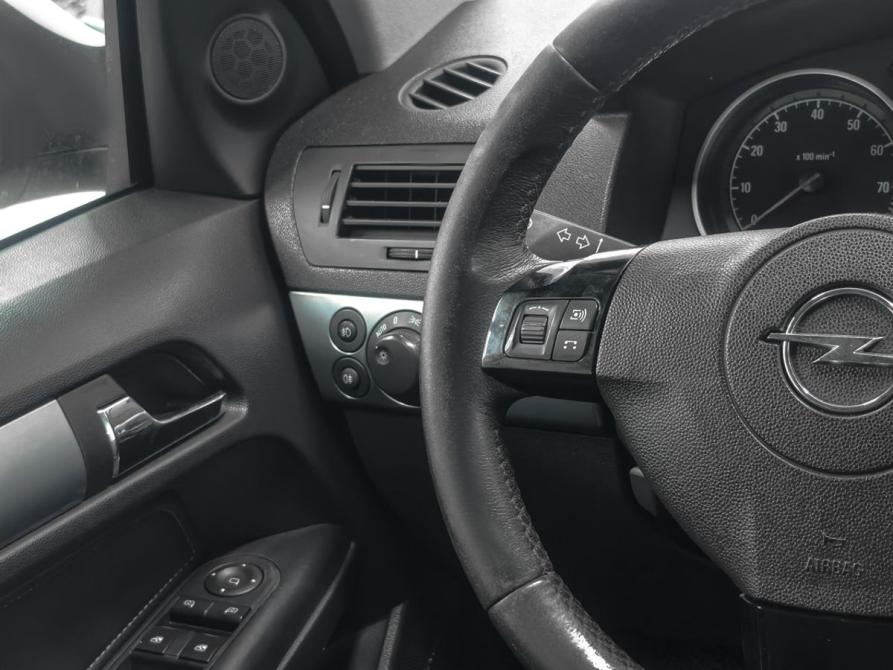 Opel Astra H Рестайлинг Ростов-на-Дону  - изображение 15