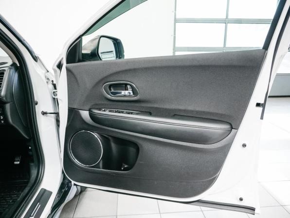 Honda Vezel I Рестайлинг с пробегом 2018 года, цена 1 749 000 рублей, 71676 км, внедорожник, Автокод Объявления