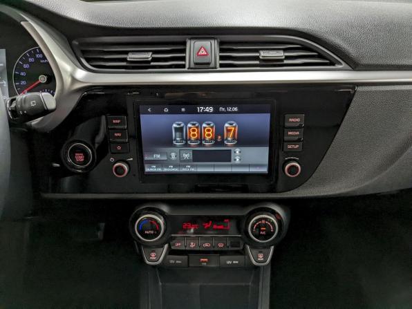 Kia Rio IV Рестайлинг с пробегом 2021 года, цена 1 940 000 рублей, 71940 км, хэтчбек, Автокод Объявления