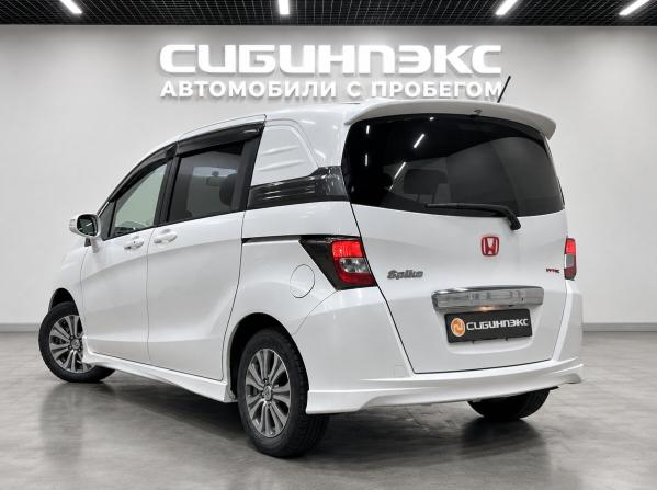 Honda Freed I Рестайлинг с пробегом 2012 года, цена 1 050 000 рублей, 194000 км, компактвэн, Автокод Объявления