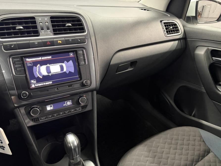 Volkswagen Polo V Рестайлинг Краснодар  - изображение 11