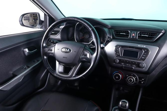 Kia Rio III с пробегом 2014 года, цена 709 000 рублей, 170000 км, седан, Автокод Объявления
