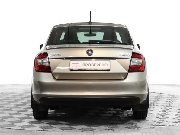 Skoda Rapid I Рестайлинг с пробегом 2018 года, цена 1 399 000 рублей, 107700 км, лифтбек, Автокод Объявления