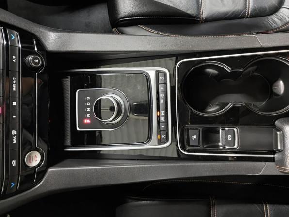 Jaguar F-Pace I с пробегом 2017 года, цена 2 650 000 рублей, 107596 км, внедорожник, Автокод Объявления