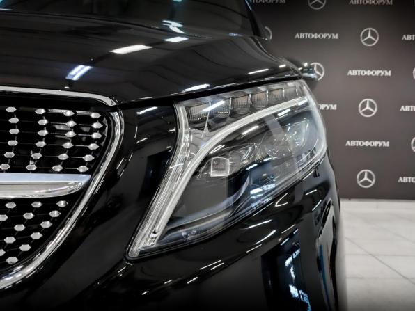 Mercedes-Benz V-Класс III (W447) Рестайлинг с пробегом 2023 года, цена 10 550 000 рублей, 22376 км, минивэн, Автокод Объявления