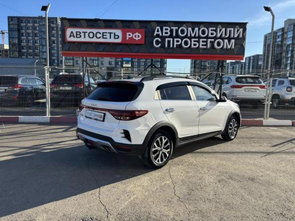 Kia Rio IV Рестайлинг с пробегом 2022 года, цена 2 080 000 рублей, 84730 км, хэтчбек, Автокод Объявления