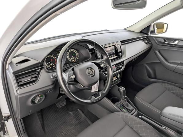 Skoda Rapid II с пробегом 2020 года, цена 1 475 000 рублей, 93423 км, лифтбек, Автокод Объявления