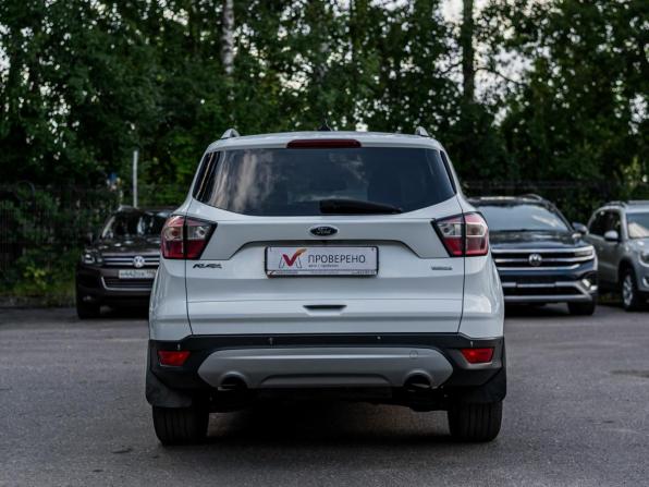 Ford Kuga II Рестайлинг с пробегом 2018 года, цена 1 040 000 рублей, 280505 км, внедорожник, Автокод Объявления