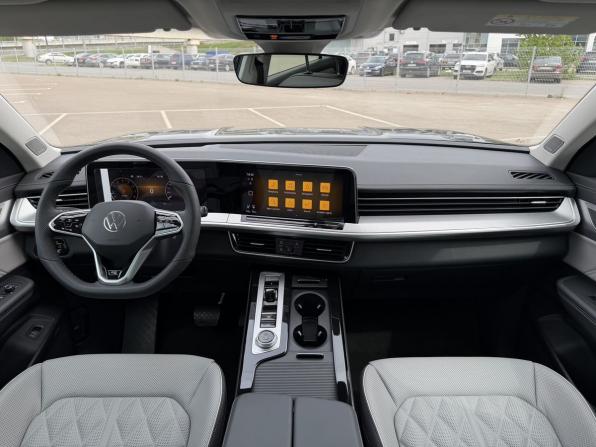 Volkswagen Tavendor I с пробегом 2025 года, цена 5 790 000 рублей, 50 км, внедорожник, Автокод Объявления