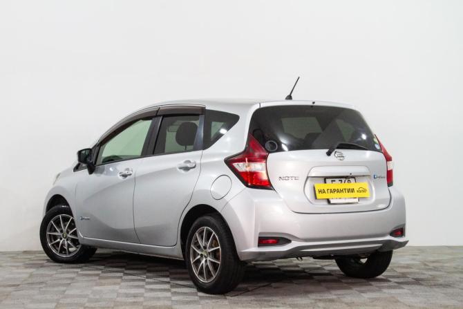 Nissan Note II Рестайлинг с пробегом 2016 года, цена 1 279 000 рублей, 220000 км, хэтчбек, Автокод Объявления