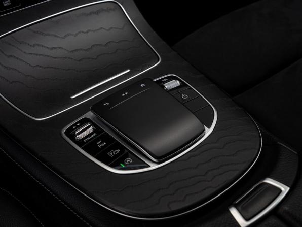Mercedes-Benz E-Класс V (W213 S213 C238) Рестайлинг с пробегом 2021 года, цена 4 249 000 рублей, 118524 км, седан, Автокод Объявления