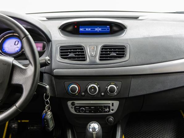 Renault Fluence I с пробегом 2013 года, цена 628 000 рублей, 209728 км, седан, Автокод Объявления