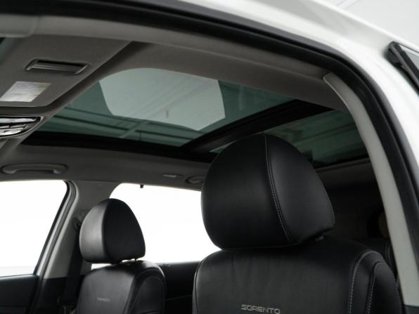 Kia Sorento III Prime Рестайлинг с пробегом 2017 года, цена 3 249 050 рублей, 132085 км, внедорожник, Автокод Объявления