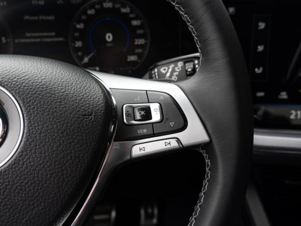 Volkswagen Touareg III с пробегом 2018 года, цена 4 350 000 рублей, 160482 км, внедорожник, Автокод Объявления