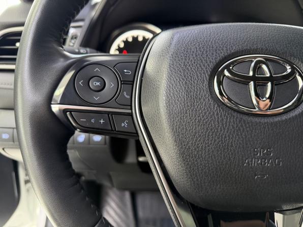 Toyota Camry VIII (XV70) Рестайлинг с пробегом 2021 года, цена 2 900 000 рублей, 95733 км, седан, Автокод Объявления