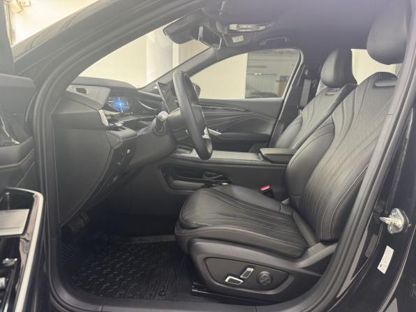 Geely Preface I с пробегом 2024 года, цена 2 490 000 рублей, 16722 км, седан, Автокод Объявления