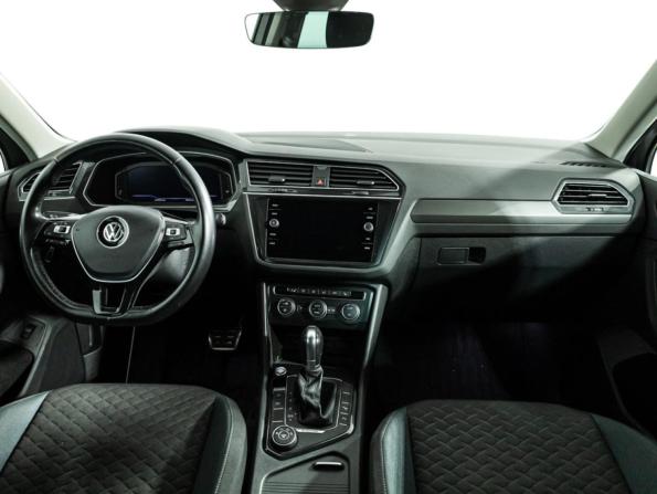 Volkswagen Tiguan II с пробегом 2019 года, цена 2 499 700 рублей, 134138 км, внедорожник, Автокод Объявления