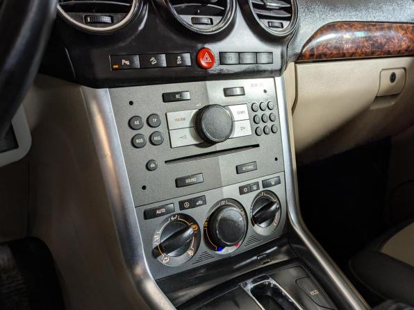 Opel Antara I Рестайлинг с пробегом 2013 года, цена 1 049 900 рублей, 240000 км, внедорожник, Автокод Объявления