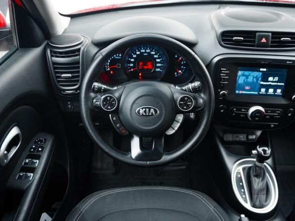 Kia Soul II Рестайлинг с пробегом 2018 года, цена 1 720 000 рублей, 130000 км, хэтчбек, Автокод Объявления
