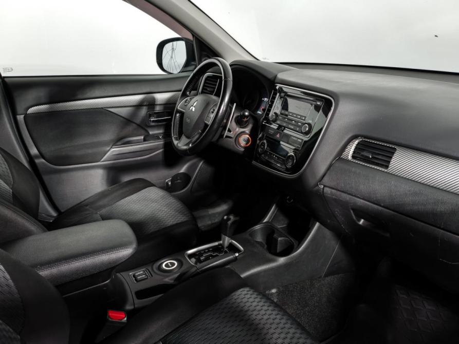 Mitsubishi Outlander III Санкт-Петербург  - изображение 13