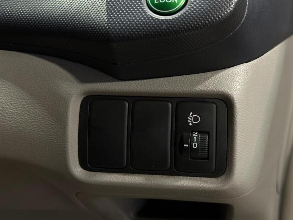 Honda Insight II с пробегом 2009 года, цена 700 000 рублей, 212649 км, хэтчбек, Автокод Объявления