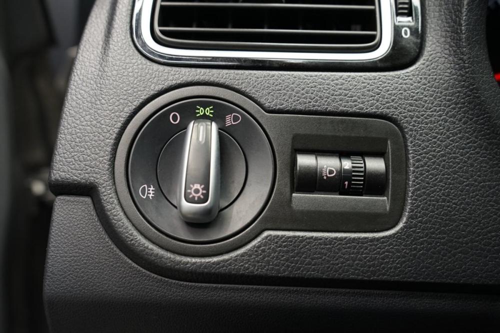 Volkswagen Polo V Рестайлинг Крым  - изображение 11