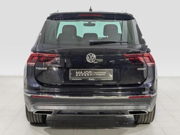 Volkswagen Tiguan II с пробегом 2018 года, цена 3 050 000 рублей, 84489 км, внедорожник, Автокод Объявления
