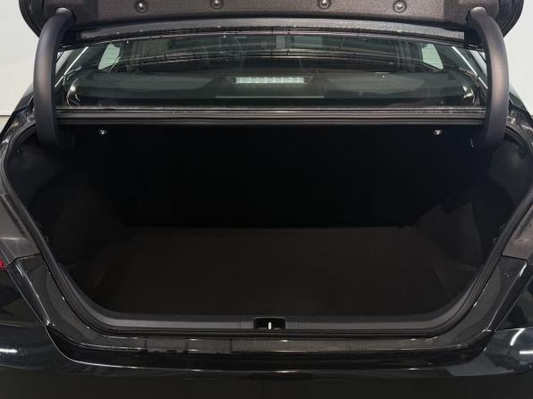 Toyota Camry IX (XV80) China Market с пробегом 2026 года, цена 4 290 000 рублей, 63 км, седан, Автокод Объявления