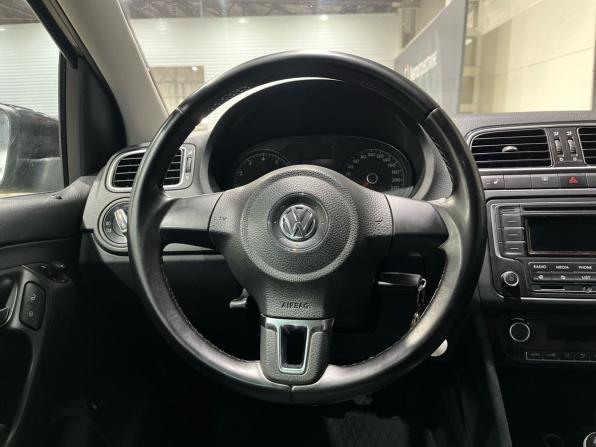 Volkswagen Polo V с пробегом 2014 года, цена 640 000 рублей, 211954 км, седан, Автокод Объявления