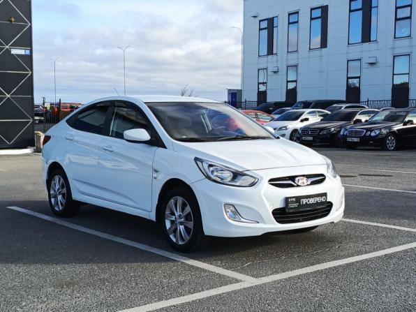 Hyundai Solaris I с пробегом 2013 года, цена 503 000 рублей, 221263 км, седан, Автокод Объявления