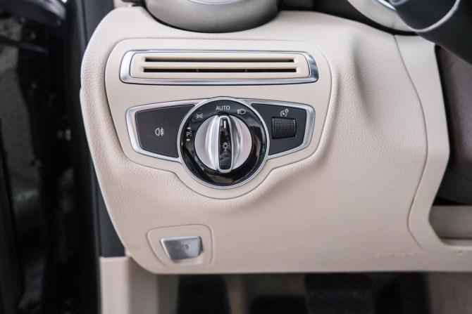 Mercedes-Benz C-Класс IV (W205) с пробегом 2015 года, цена 3 039 000 рублей, 54000 км, седан, Автокод Объявления