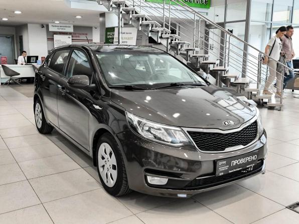 Kia Rio III Рестайлинг с пробегом 2015 года, цена 1 080 000 рублей, 98437 км, хэтчбек, Автокод Объявления