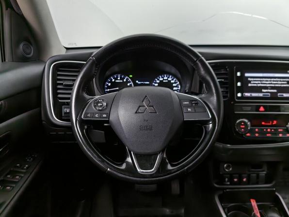 Mitsubishi Outlander III Рестайлинг 3 с пробегом 2019 года, цена 1 768 000 рублей, 148234 км, внедорожник, Автокод Объявления