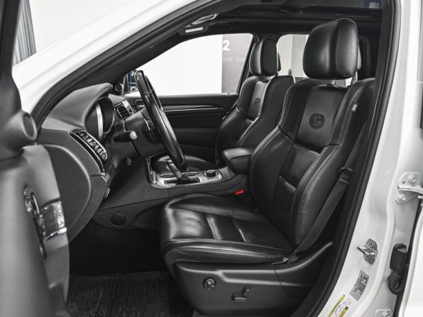 Jeep Grand Cherokee IV (WK2) Рестайлинг с пробегом 2021 года, цена 6 550 000 рублей, 111705 км, внедорожник, Автокод Объявления