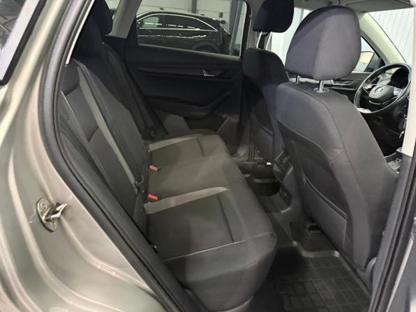 Skoda Karoq I с пробегом 2021 года, цена 1 997 000 рублей, 157719 км, внедорожник, Автокод Объявления