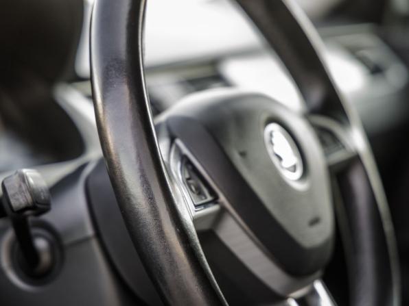 Skoda Rapid I с пробегом 2016 года, цена 1 248 000 рублей, 97110 км, лифтбек, Автокод Объявления